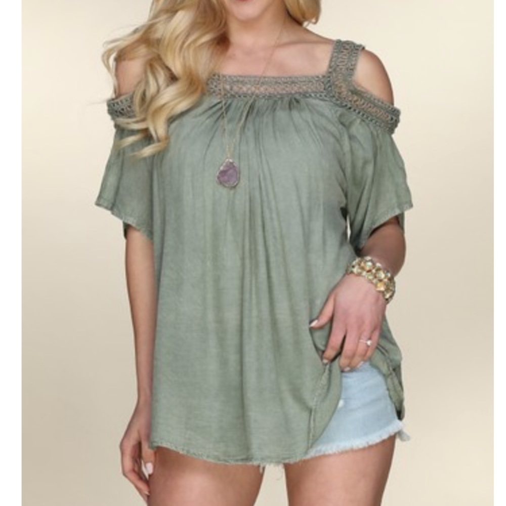 Ananda's Collection Sage Semisheer LaceTrim Cutout